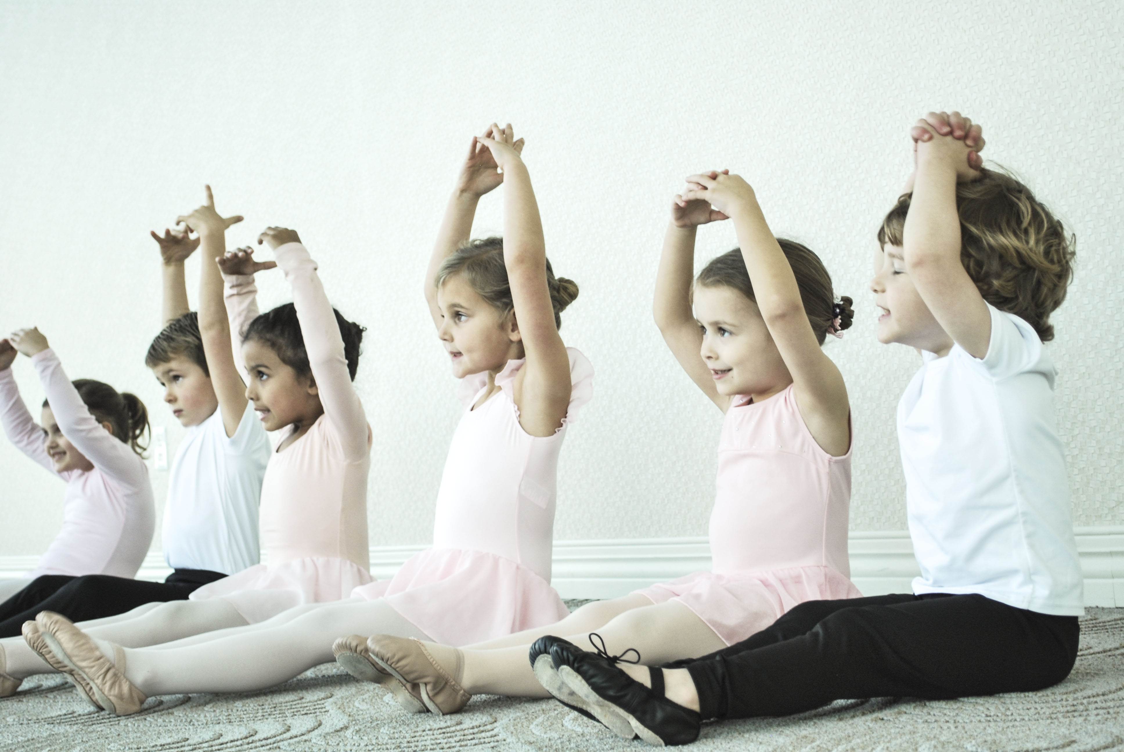 kids doing ballet